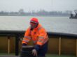 jan lens op achterdek zweden.JPG